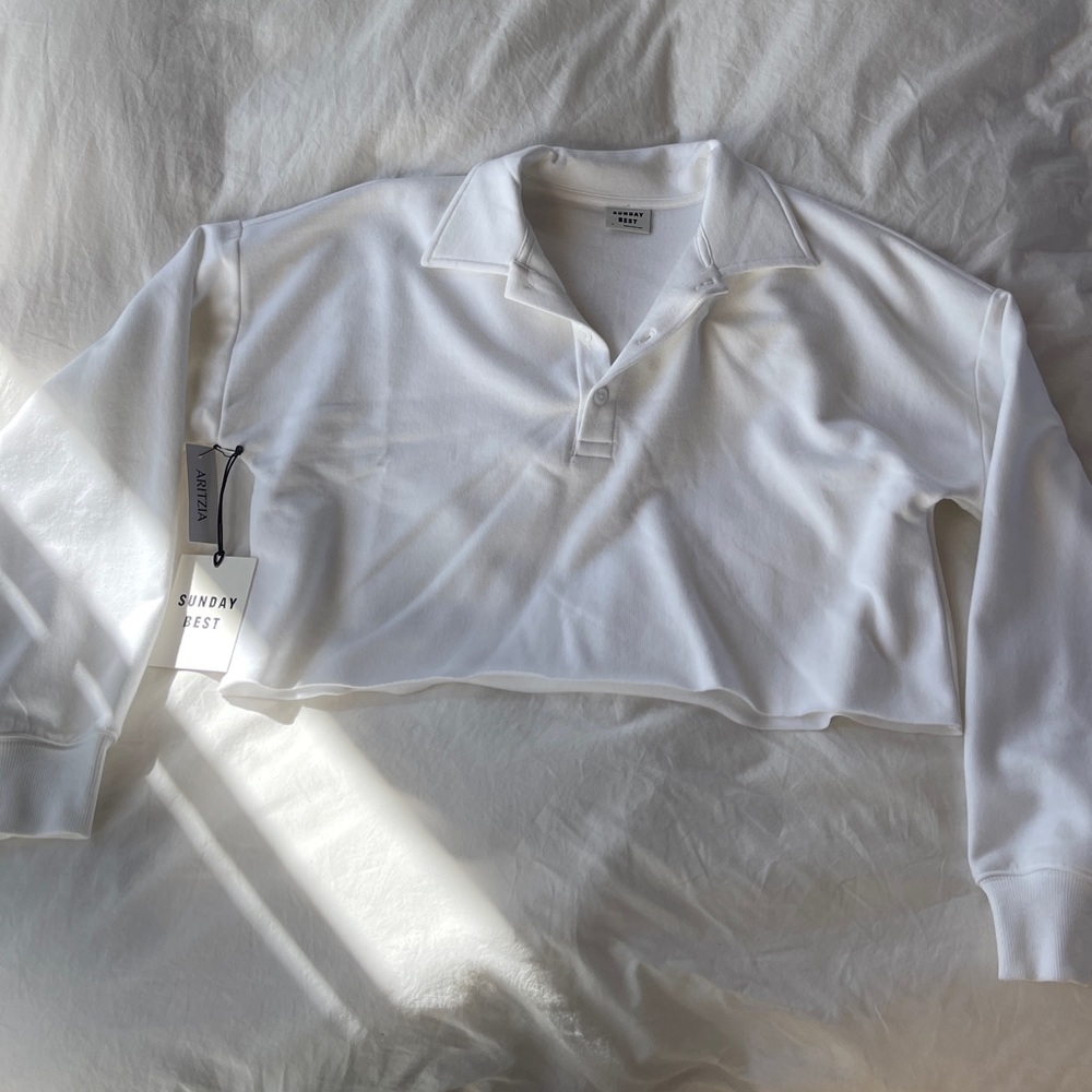 Aritzia cropped collared sweatshirt size small NWT